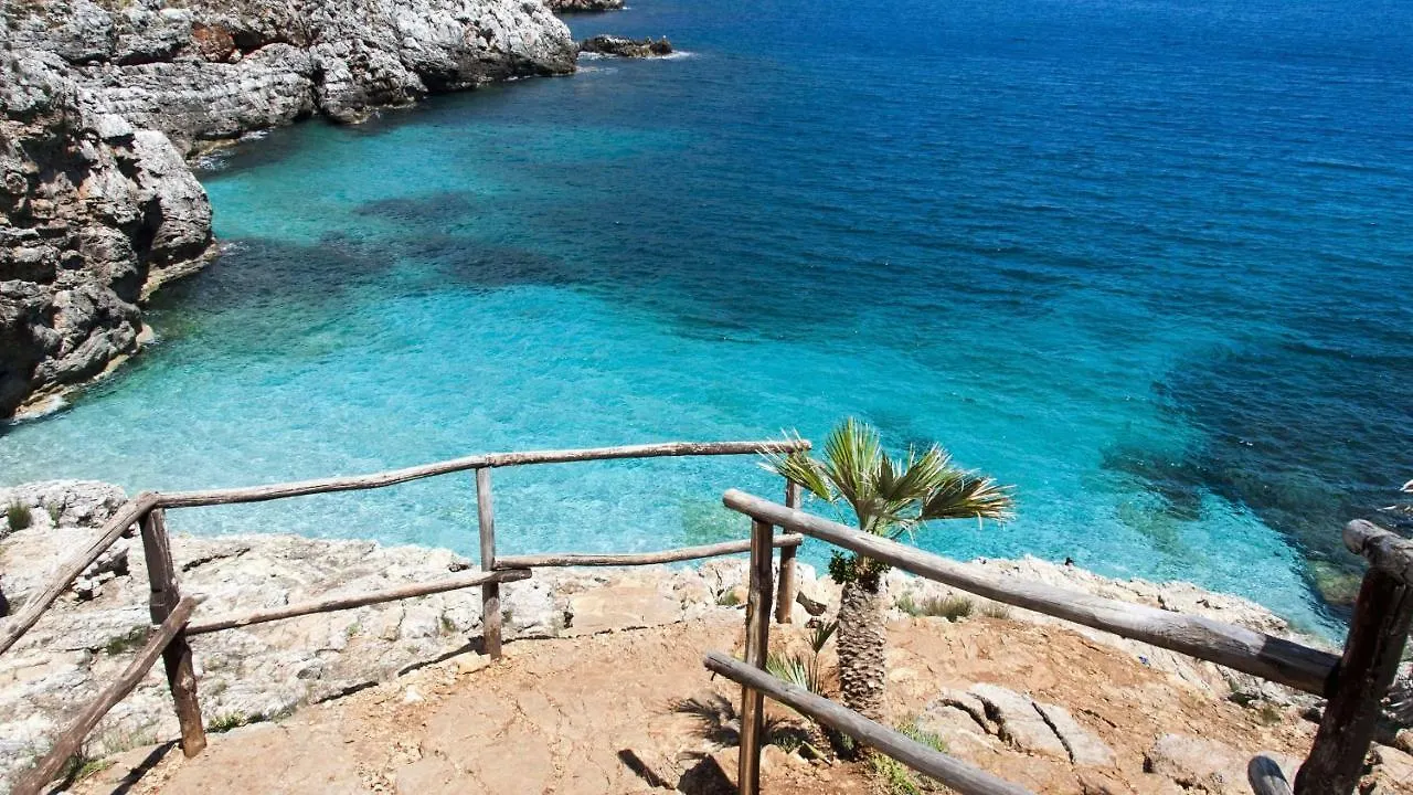 Country house La Veranda Sul Mare Guest House Favignana
