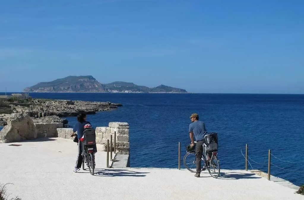 Country house La Veranda Sul Mare Guest House Favignana Italy